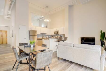 Cozysuites - 1Br With Direct Skybridge Access #1 Indianapolis Exteriör bild